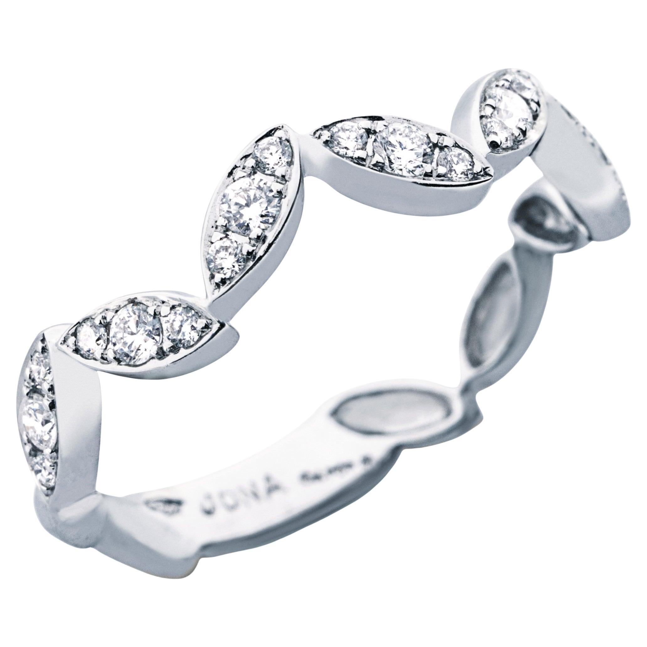 Alex Jona White Diamonds 18 Karat White Gold Ring