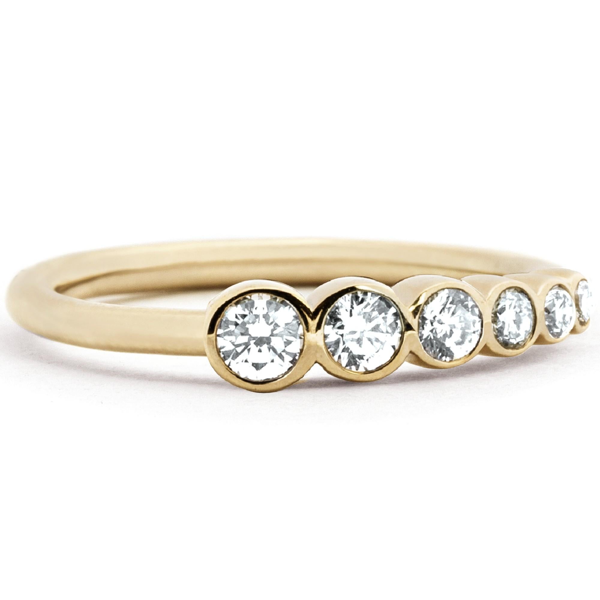18 Karat Gelbgold Ring mit weißen Diamanten von Alex Jona (Rundschliff) im Angebot