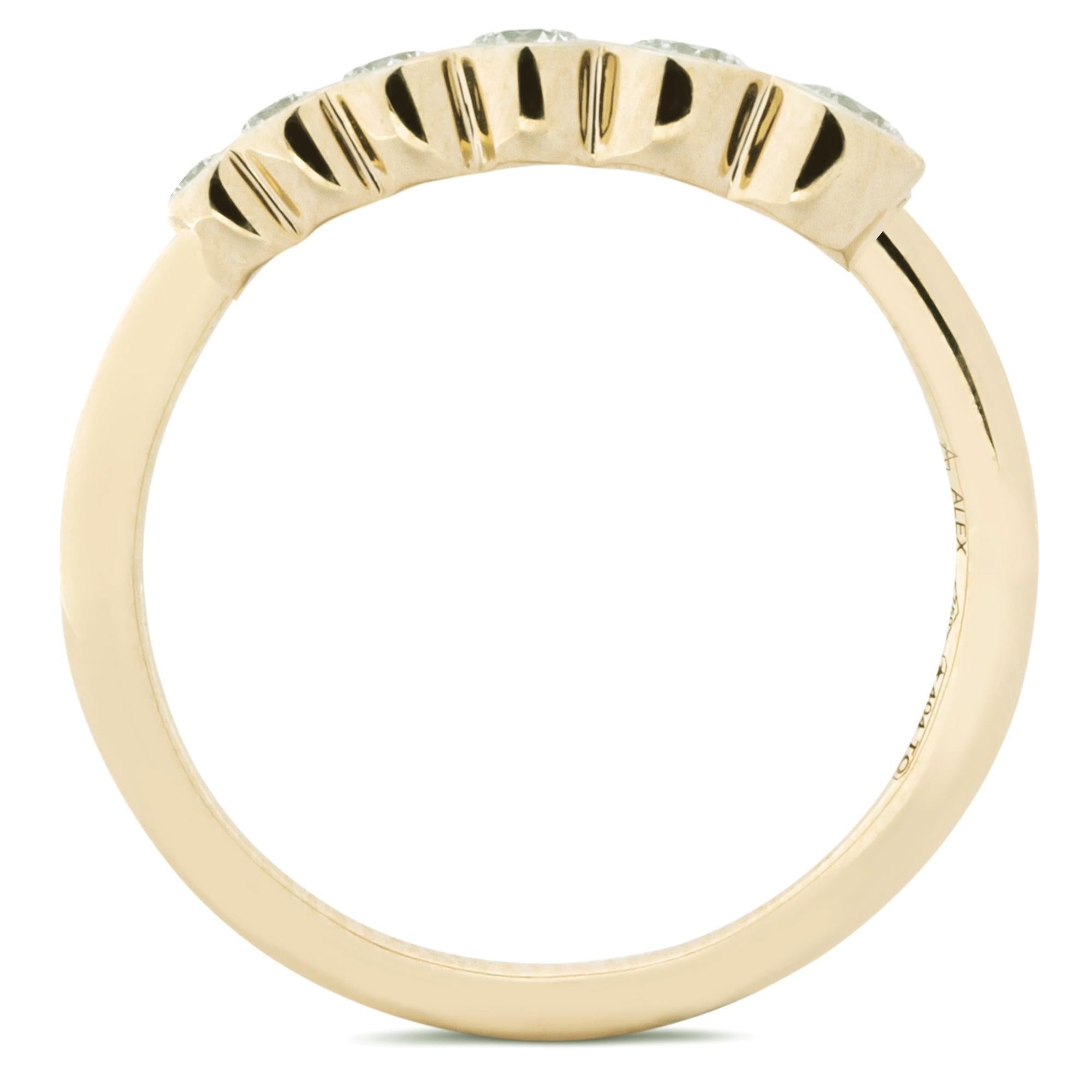 18 Karat Gelbgold Ring mit weißen Diamanten von Alex Jona im Zustand „Neu“ im Angebot in Torino, IT