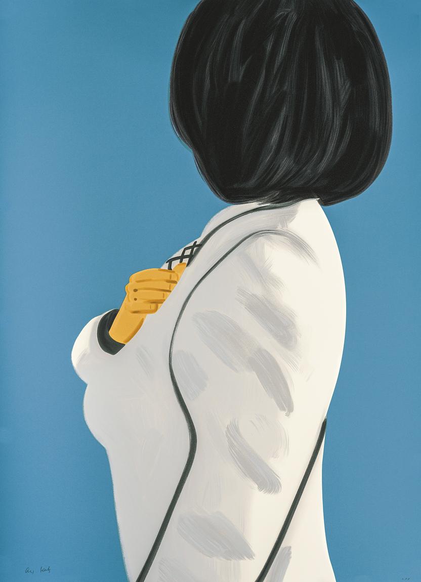 Alex Katz Portrait Print – Vivien mit weißem Mantel – blauer Himmel, weißer Mantel, Kleid, Haar 