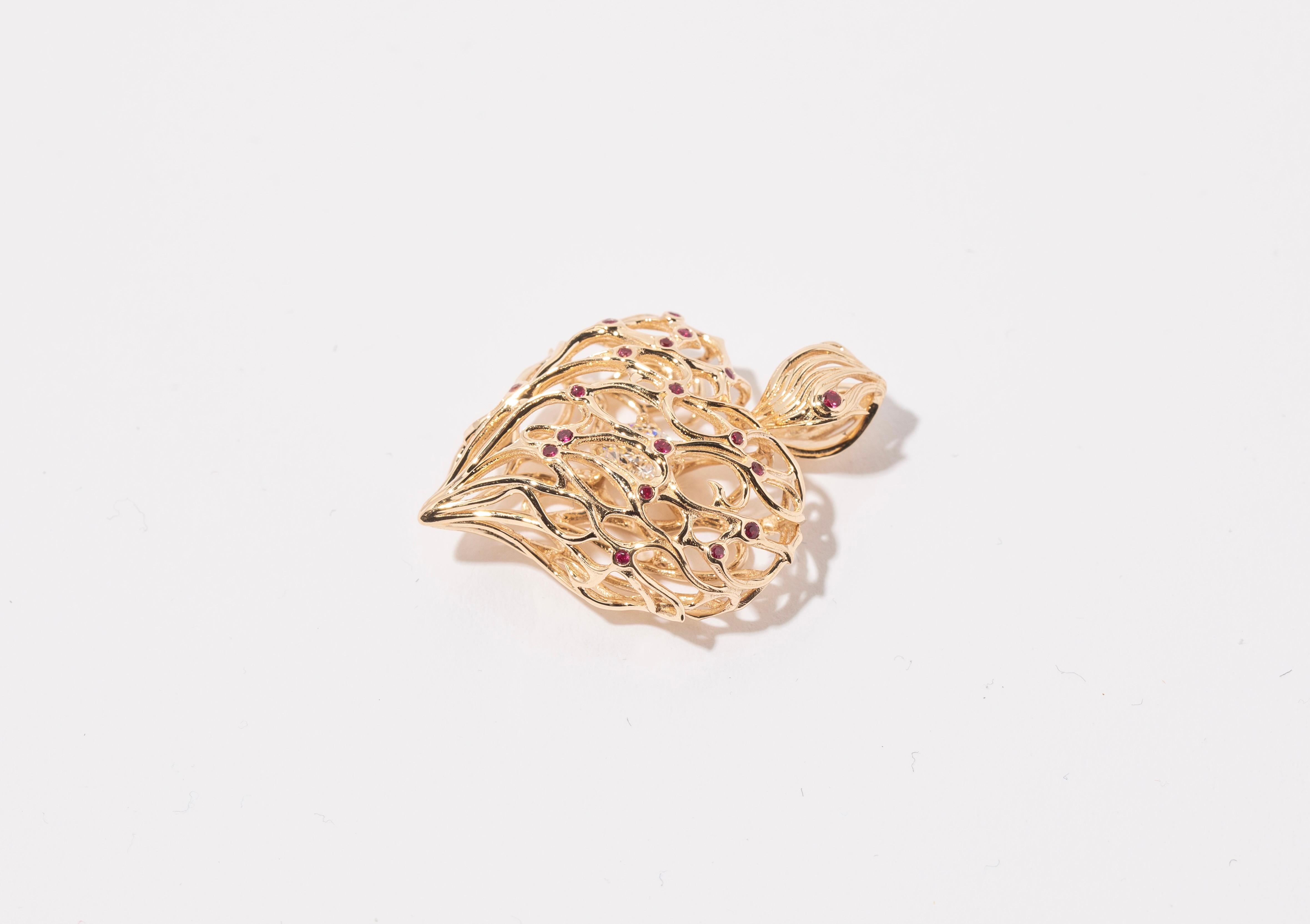 Modern Alex Moss New York Eternal Bond Pendant For Sale
