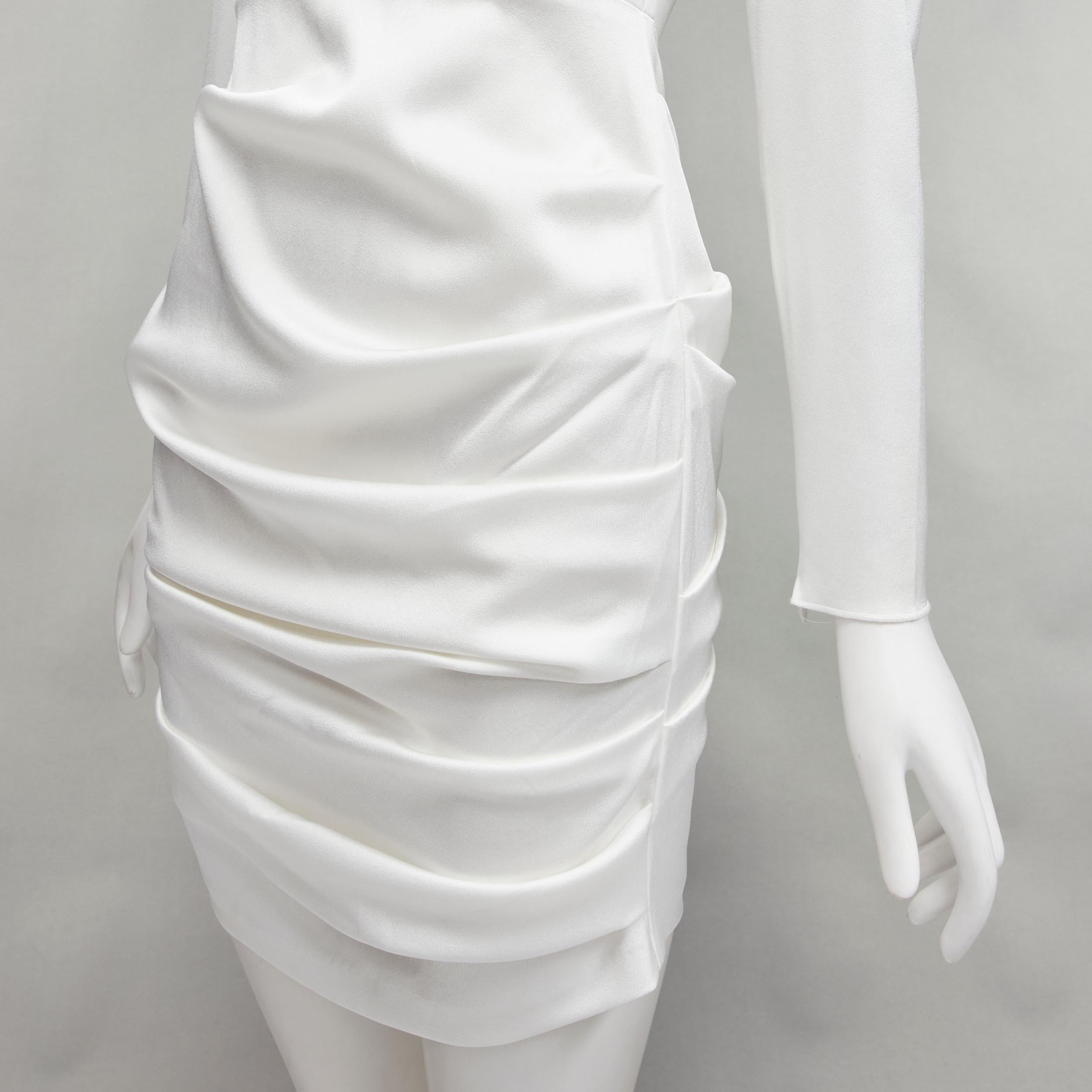 ALEX PERRY Blaze white ruched satin back zip mini cocktail dress UK6 XS
Reference: AAWC/A00417
Brand: Alex Perry
Model: Blaze
Material: Triacetate
Color: White
Pattern: Solid
Closure: Zip
Lining:  Fabric
Extra Details: Back two way zip detail.
Made