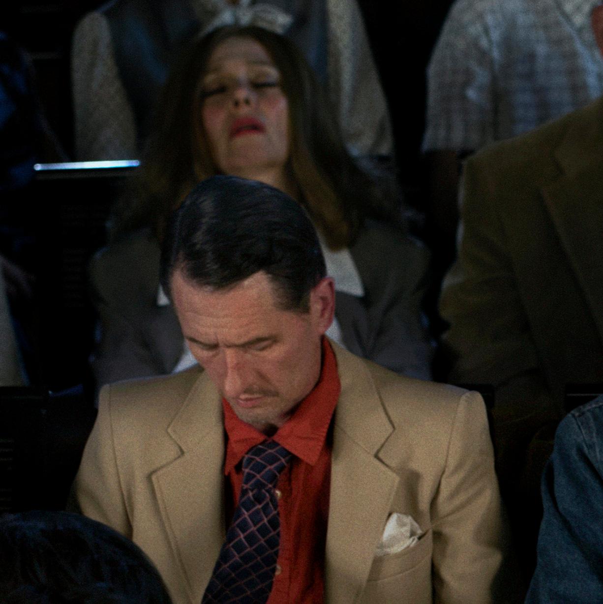 Mezzanin West (Zeitgenössisch), Photograph, von Alex Prager