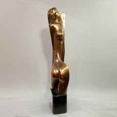 Morning Grirl. Sculpture en bronze massif, vintage