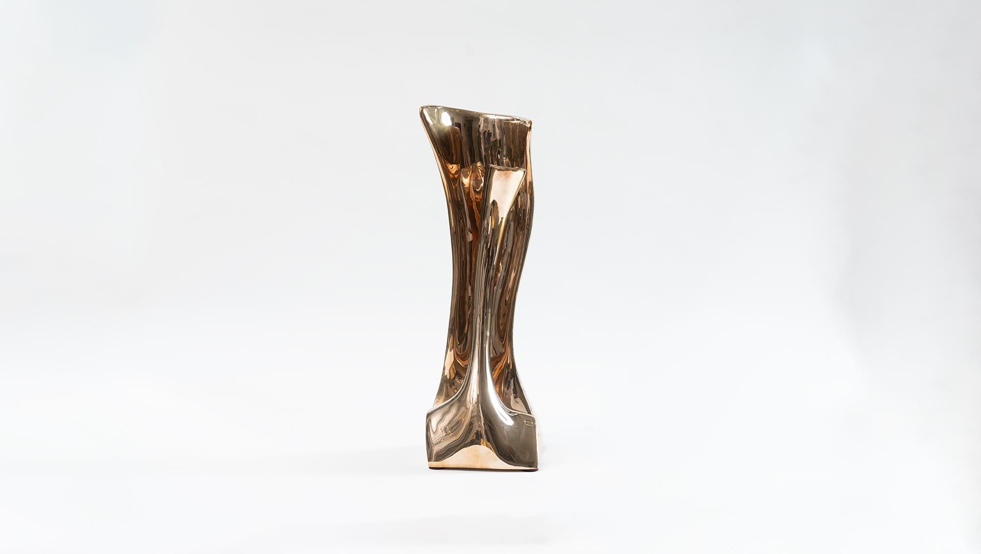 American Alex Roskin, Fleur-de-lis Table Lamp, USA For Sale