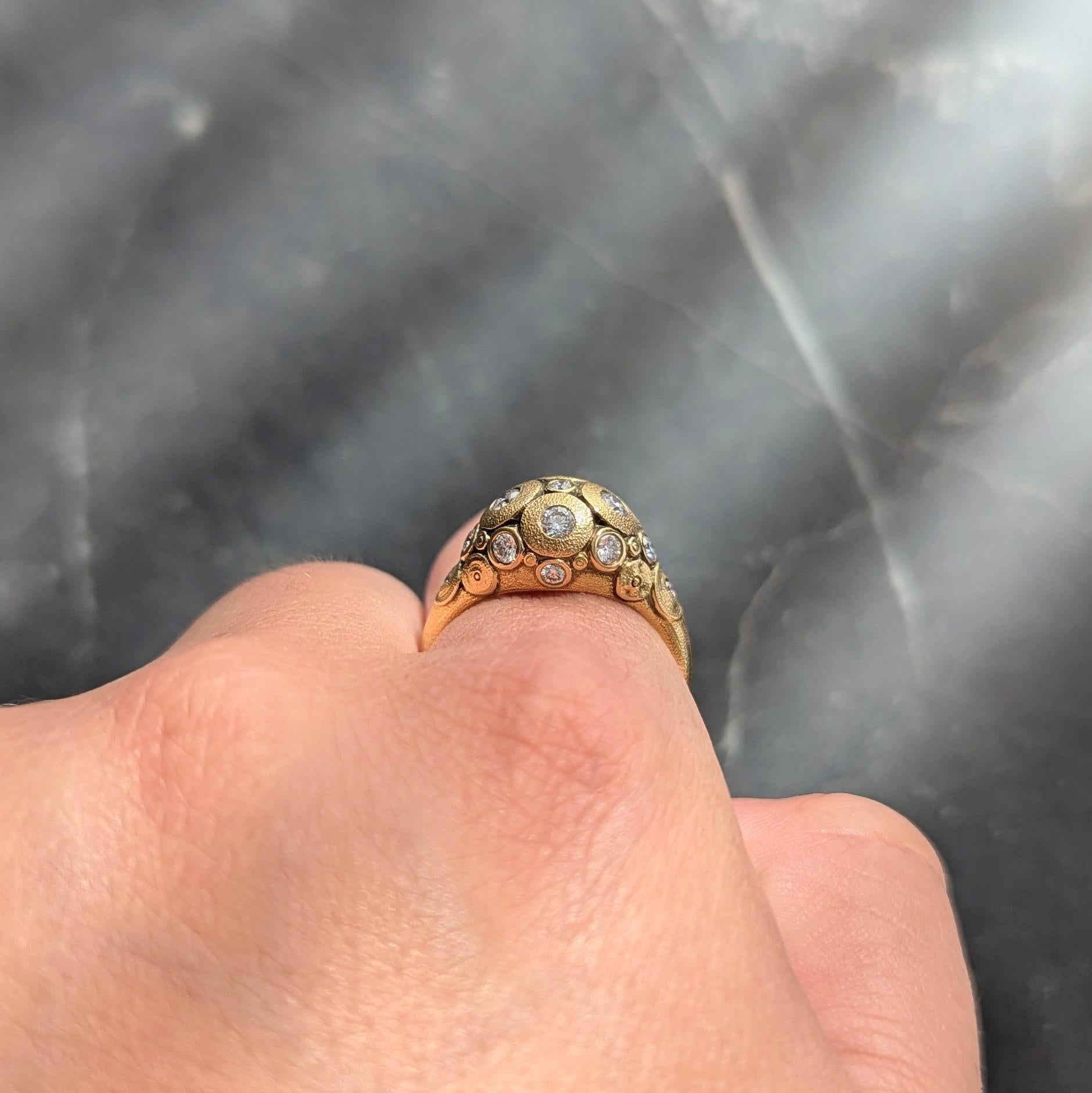 Anello a cupola con diamanti in oro giallo 18 carati Alex Sepkus 2000 in vendita 3