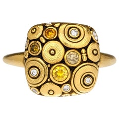 Anello a cuscino "Orchard" di Alex Sepkus con diamanti gialli e bianchi in oro