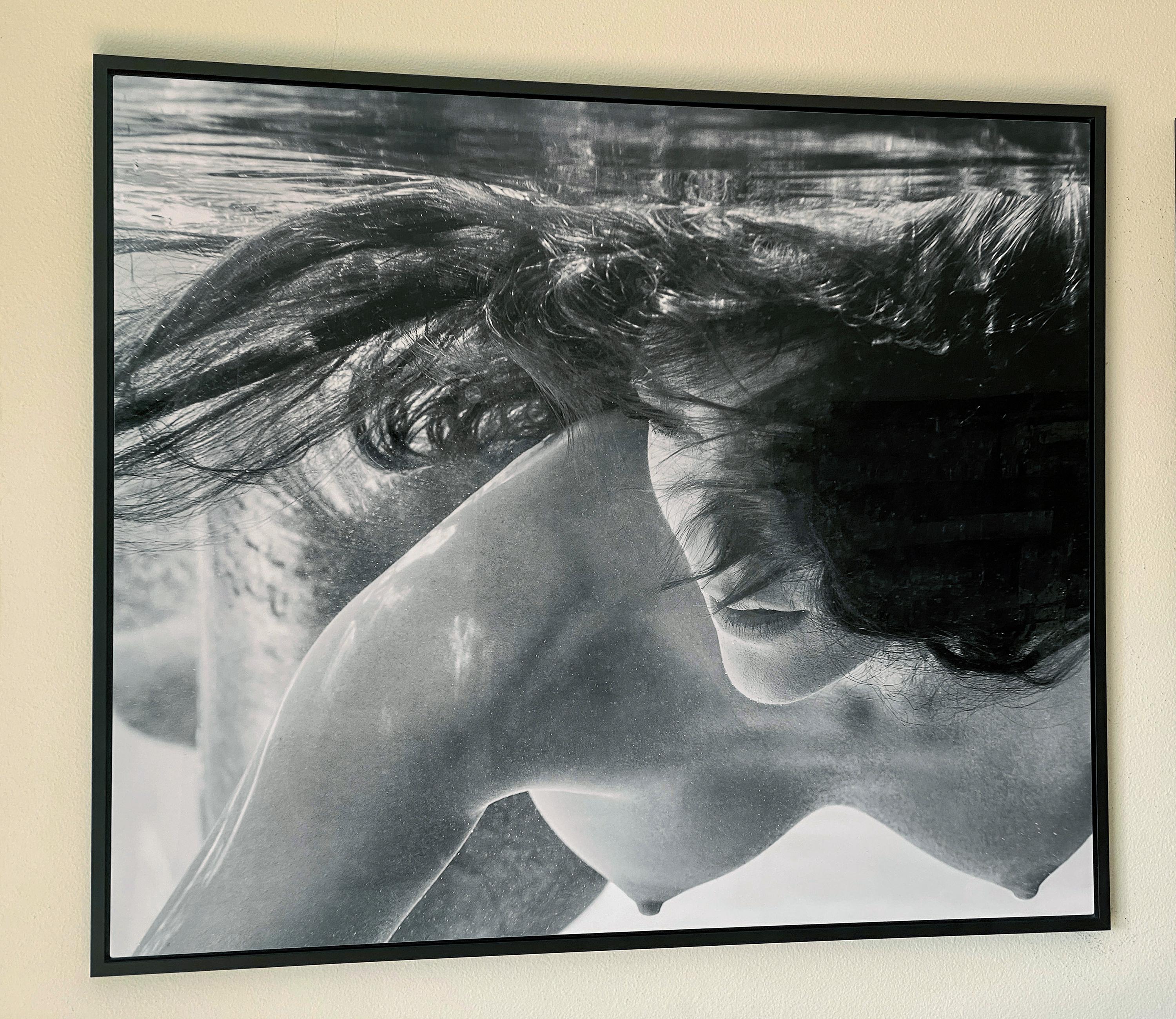 Apriel - underwater black & white nude photograph - print on aluminum 38