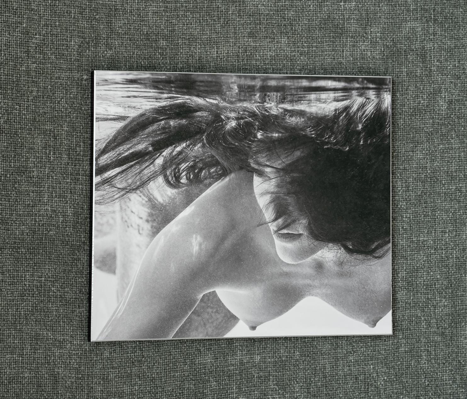 Apriel – Aktfoto im Unterwasser – Druck auf Aluminium 10 x 12