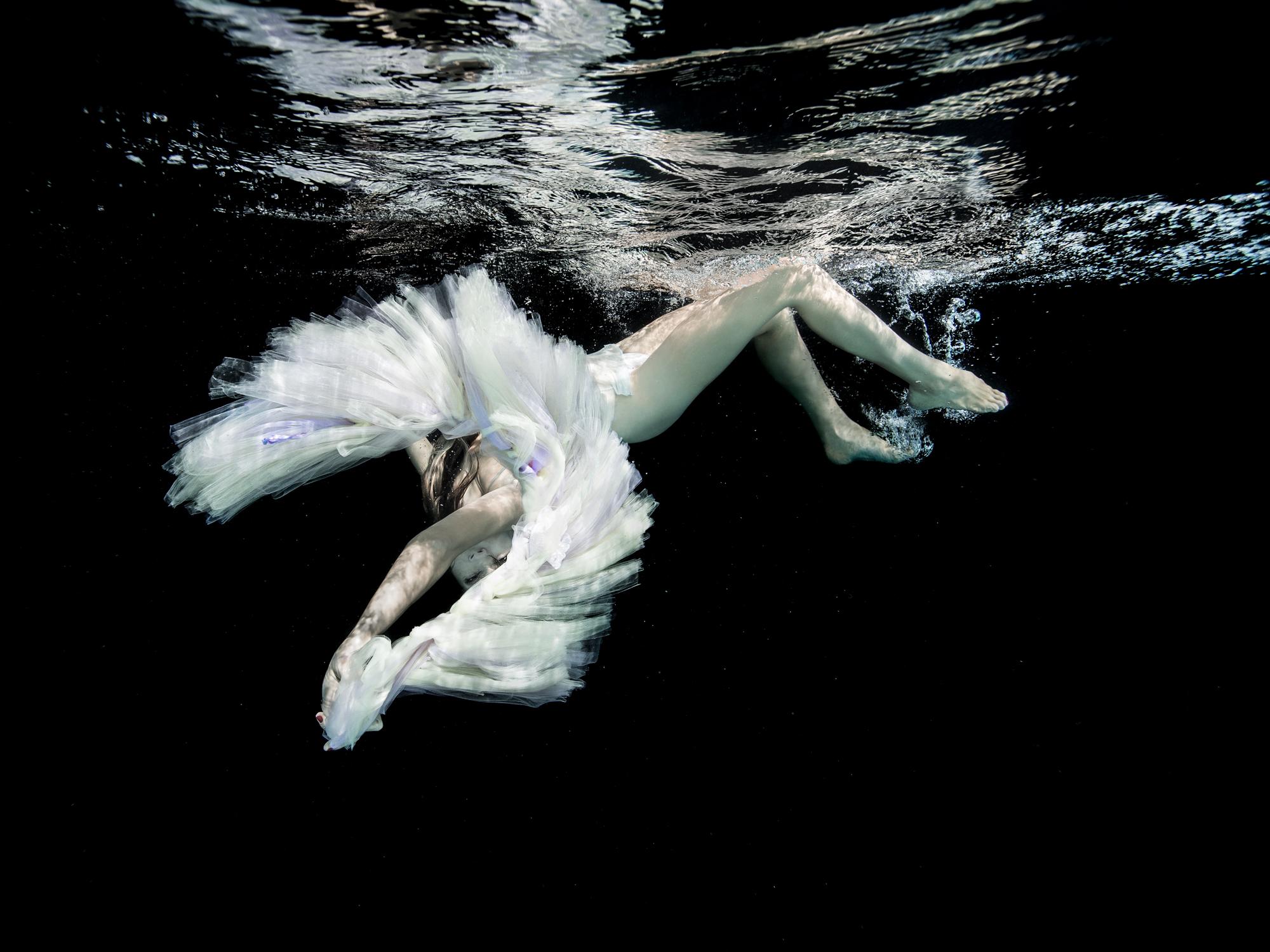 Alex Sher Nude Photograph - Ballet - underwater black and white nude photograph - archival pigment 27" x 35"