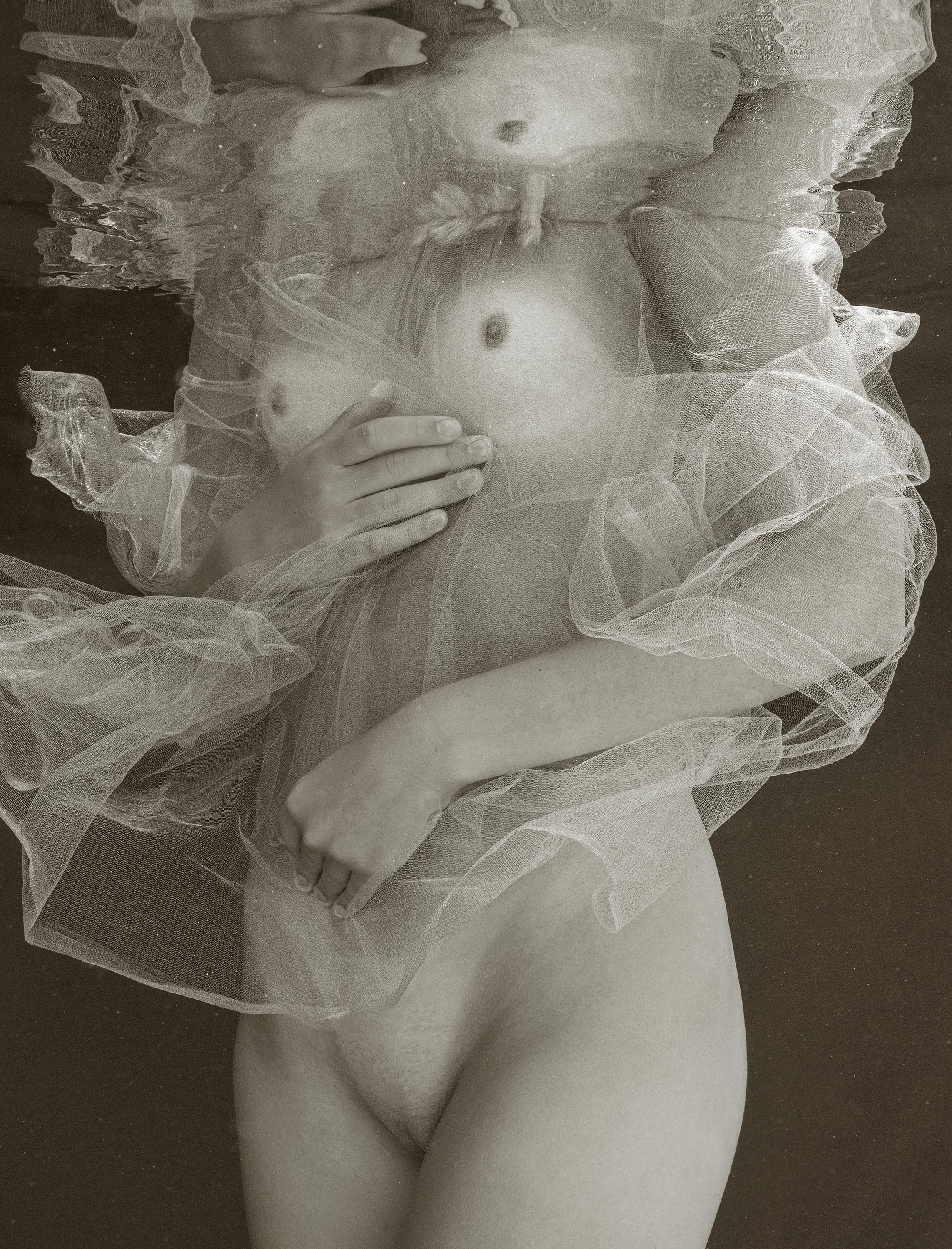 Bride - underwater black & white nude photograph - archival pigment print 44x35