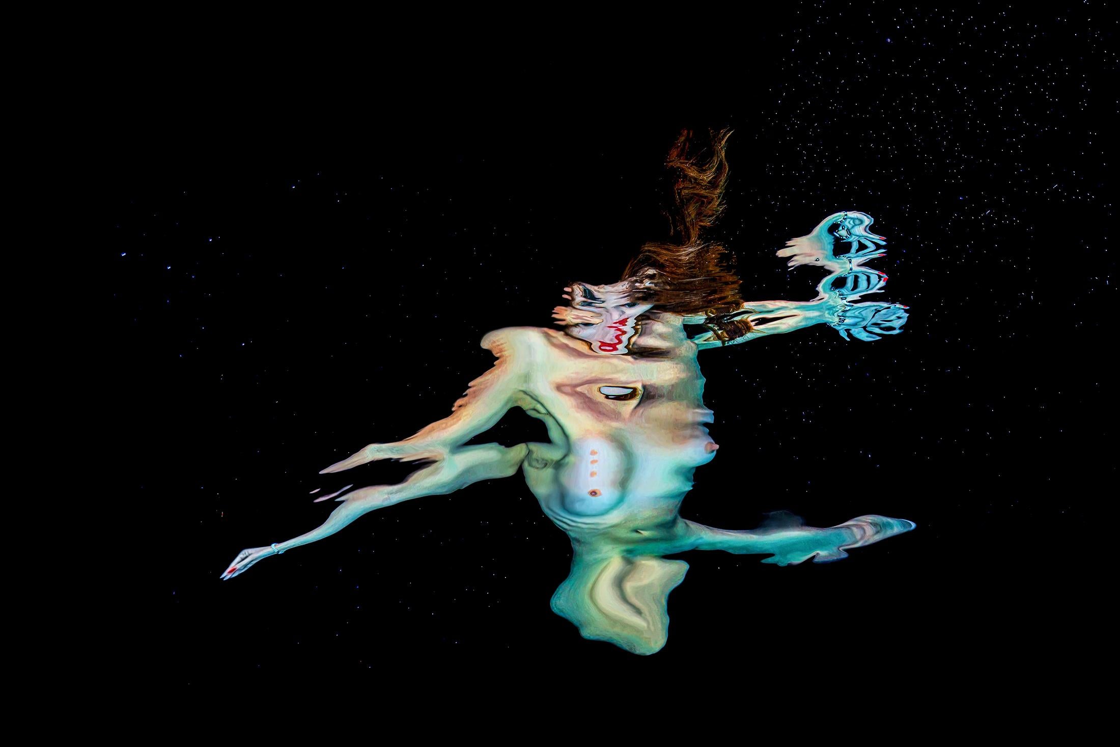 Alex Sher Nude Photograph - Capricho - underwater photograph from series REFLECTIONS - archival print 16x24"