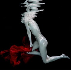 Carmen - fotografía de desnudo bajo el agua - impresión sobre papel 35 x 35" (35 x 35 cm)