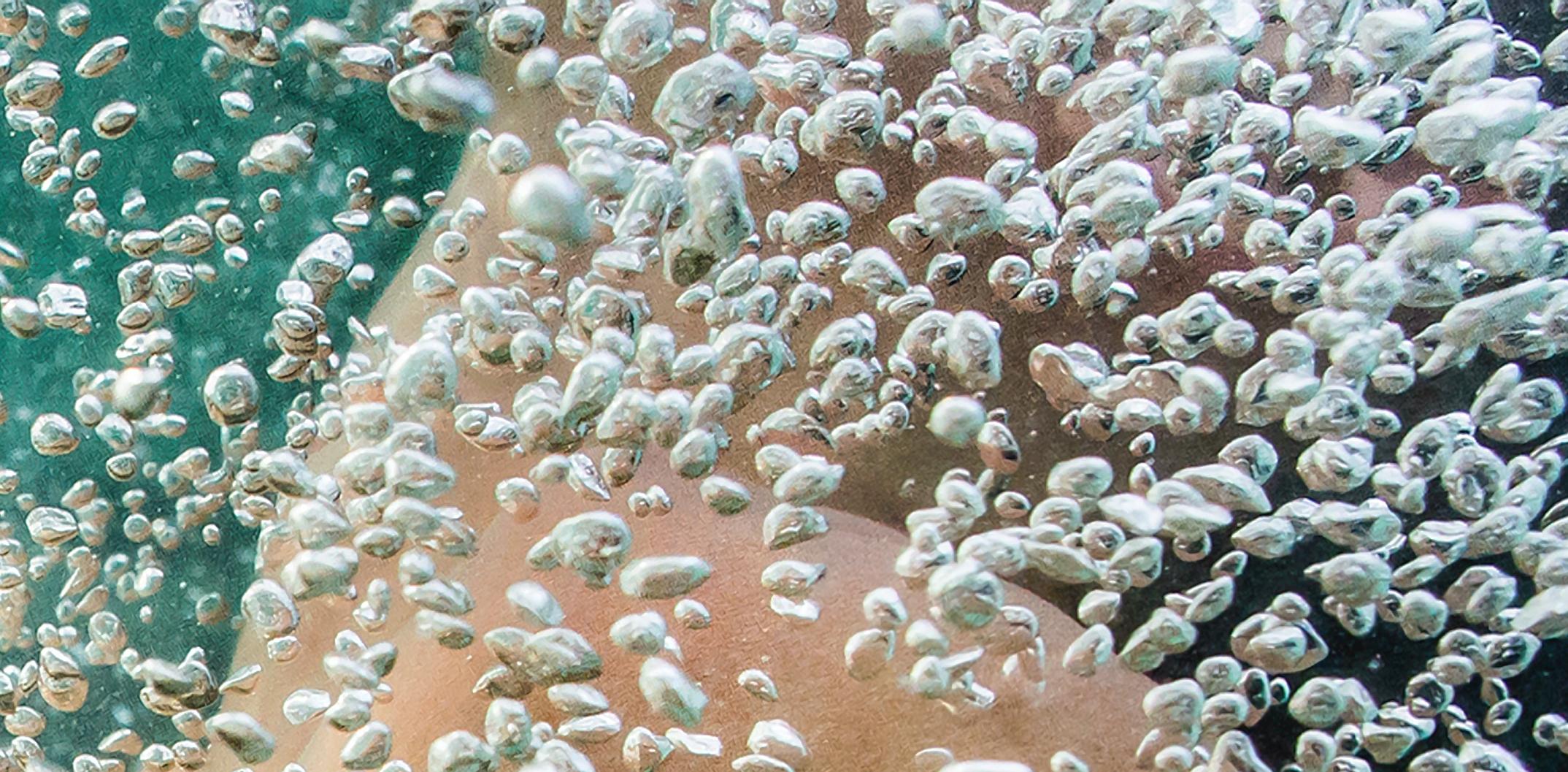 Champán - fotografía de desnudo bajo el agua - impresión de pigmento de archivo 43x65