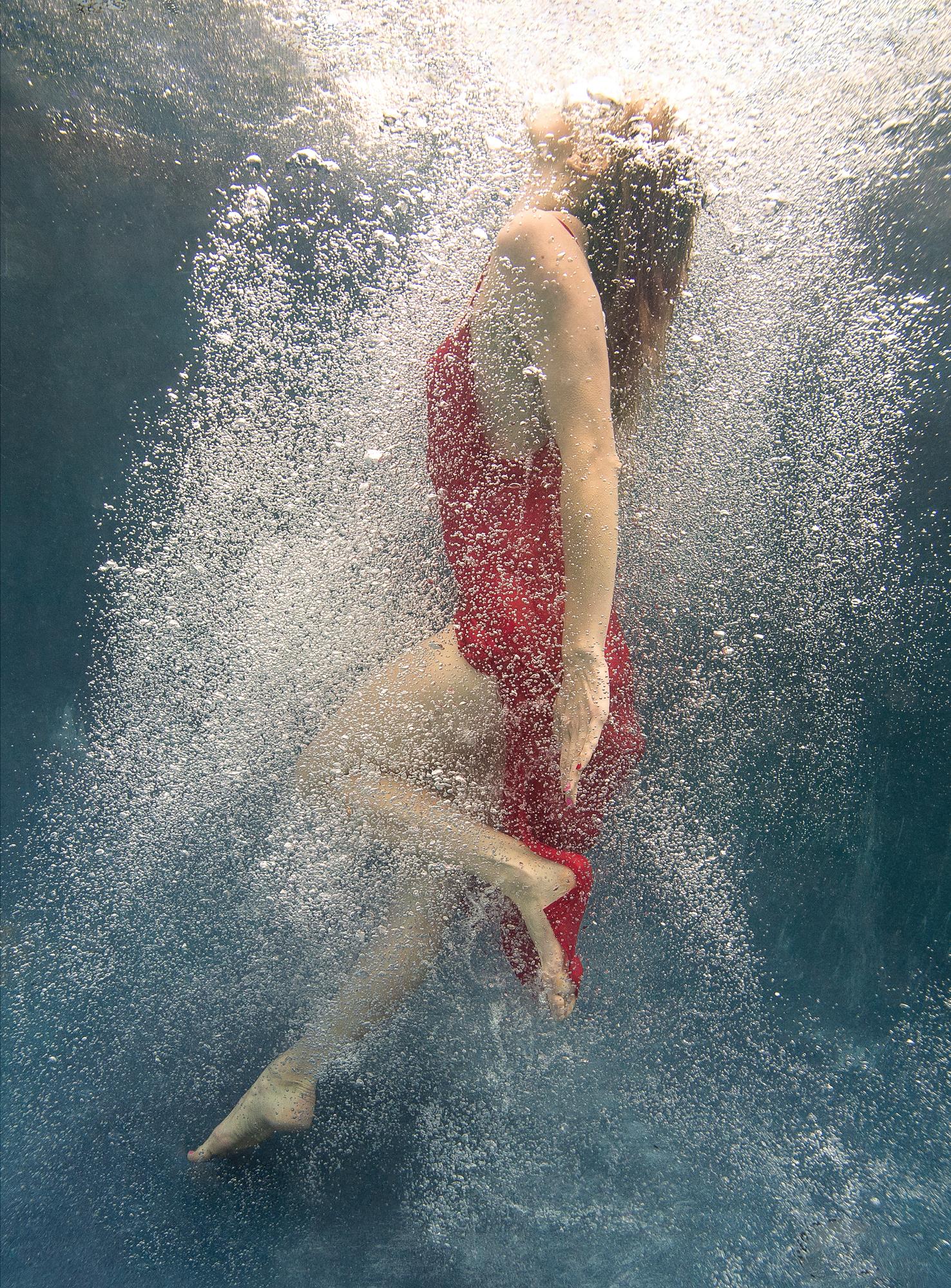 Alex Sher Figurative Photograph - Coming Back   - underwater photograph - print on aluminum