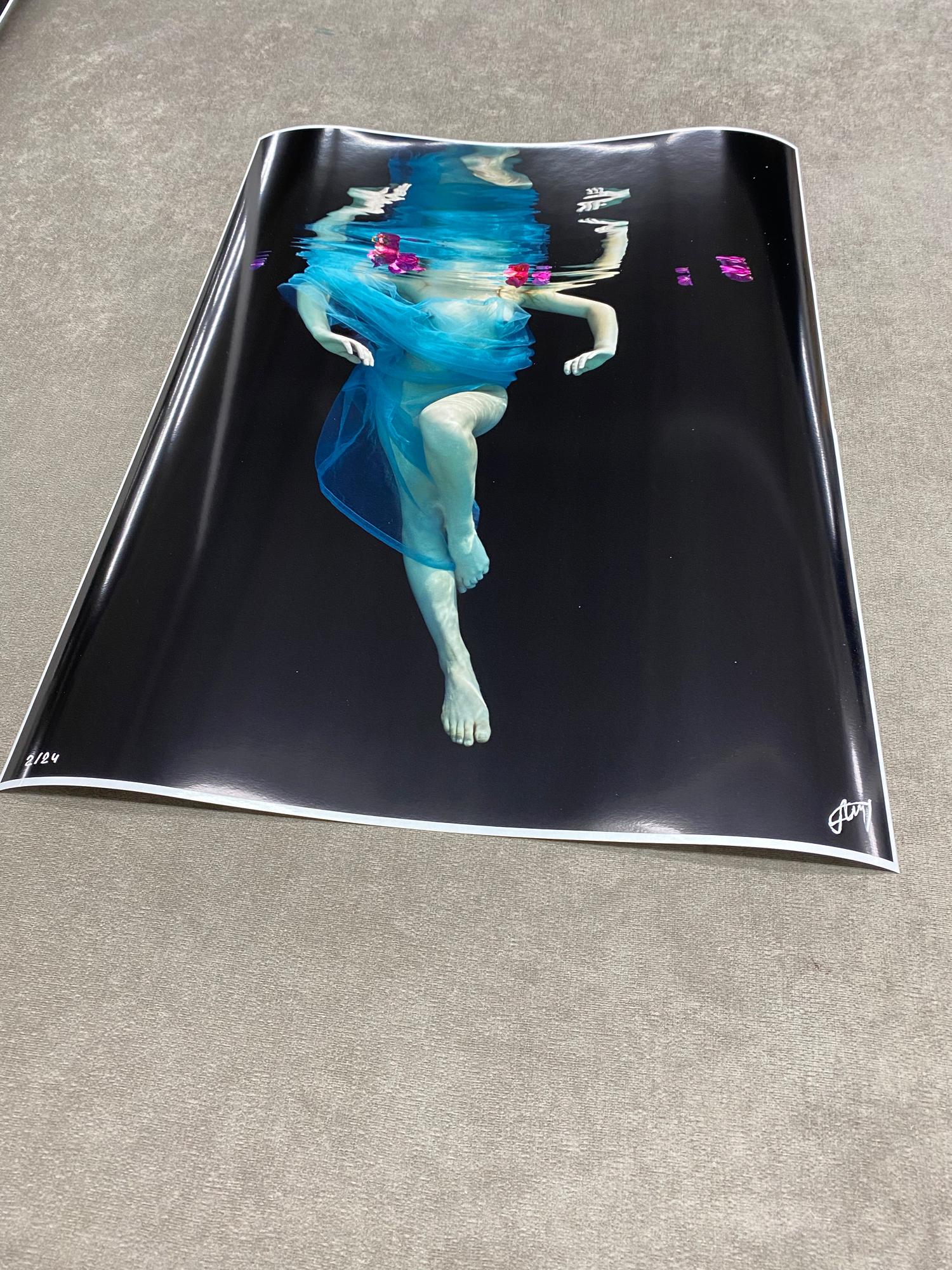 Dancing Flowers - underwater nude photograph - print on paper 24” x 18” - Photograph by Alex Sher