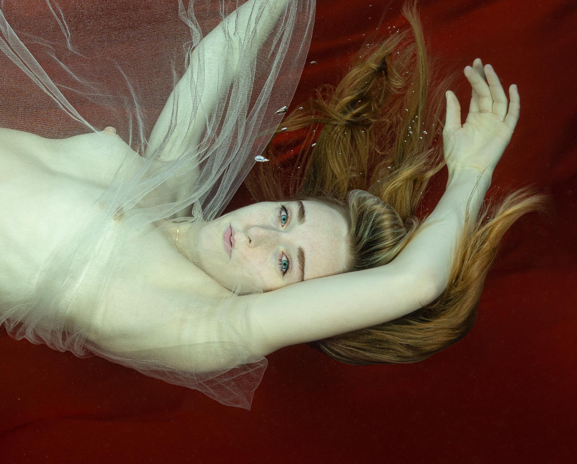 Die Loreley - underwater nude photograph - archival pigment print - Photograph by Alex Sher