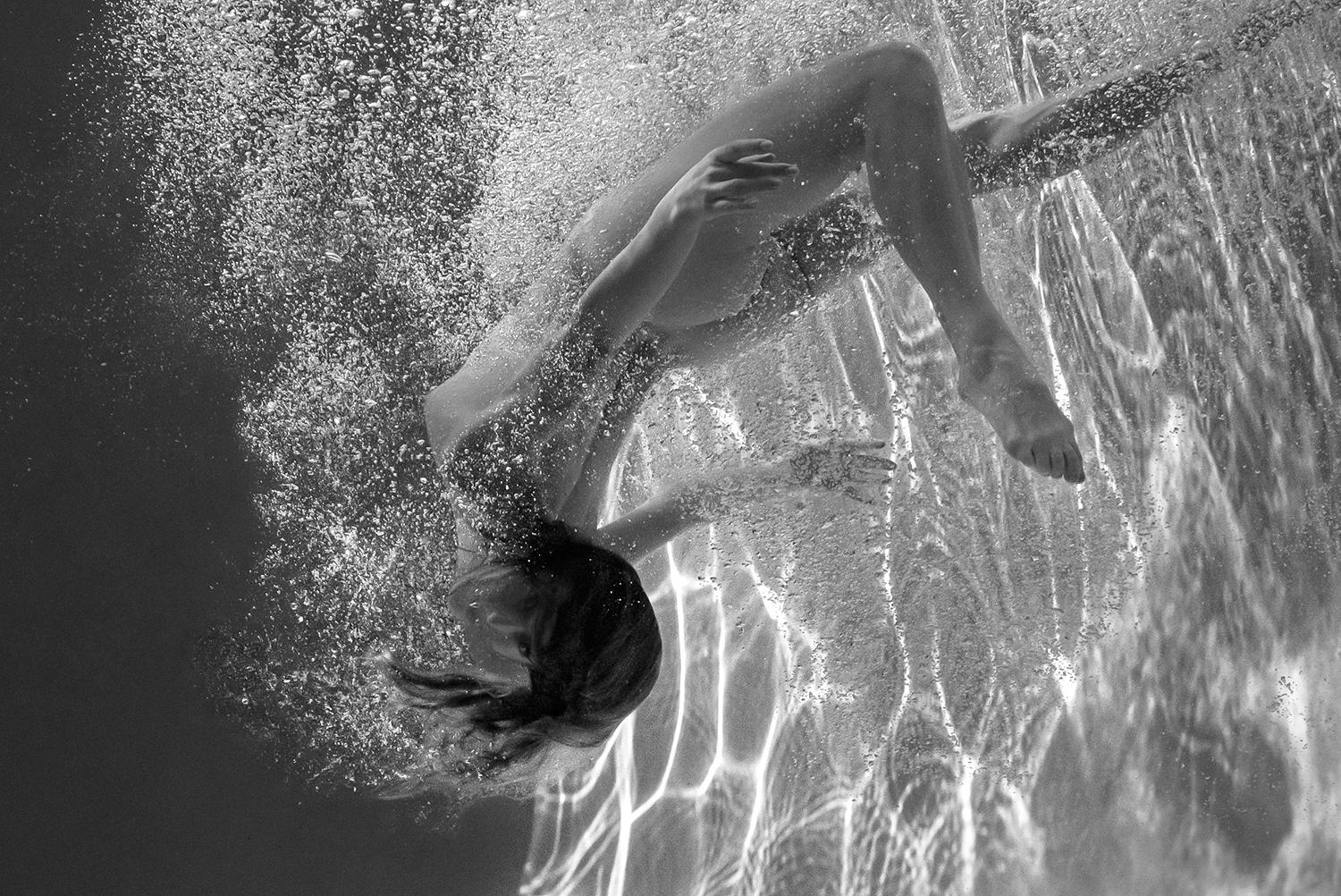 Dragon Mouth Trip - underwater black&white nude photograph - archival print  - Photorealist Photograph by Alex Sher