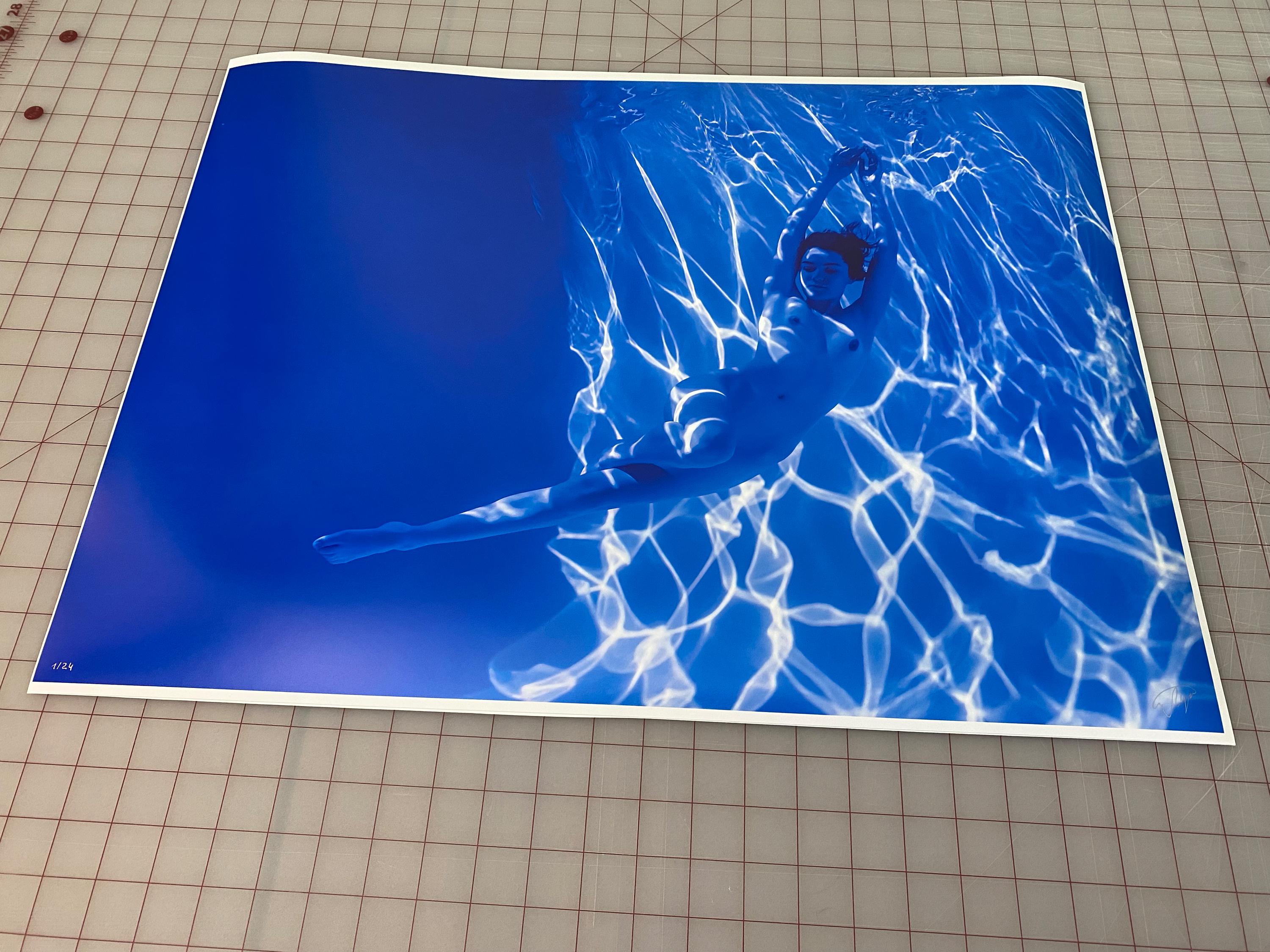 Fluorescence - underwater nude photograph - archival pigment print 26