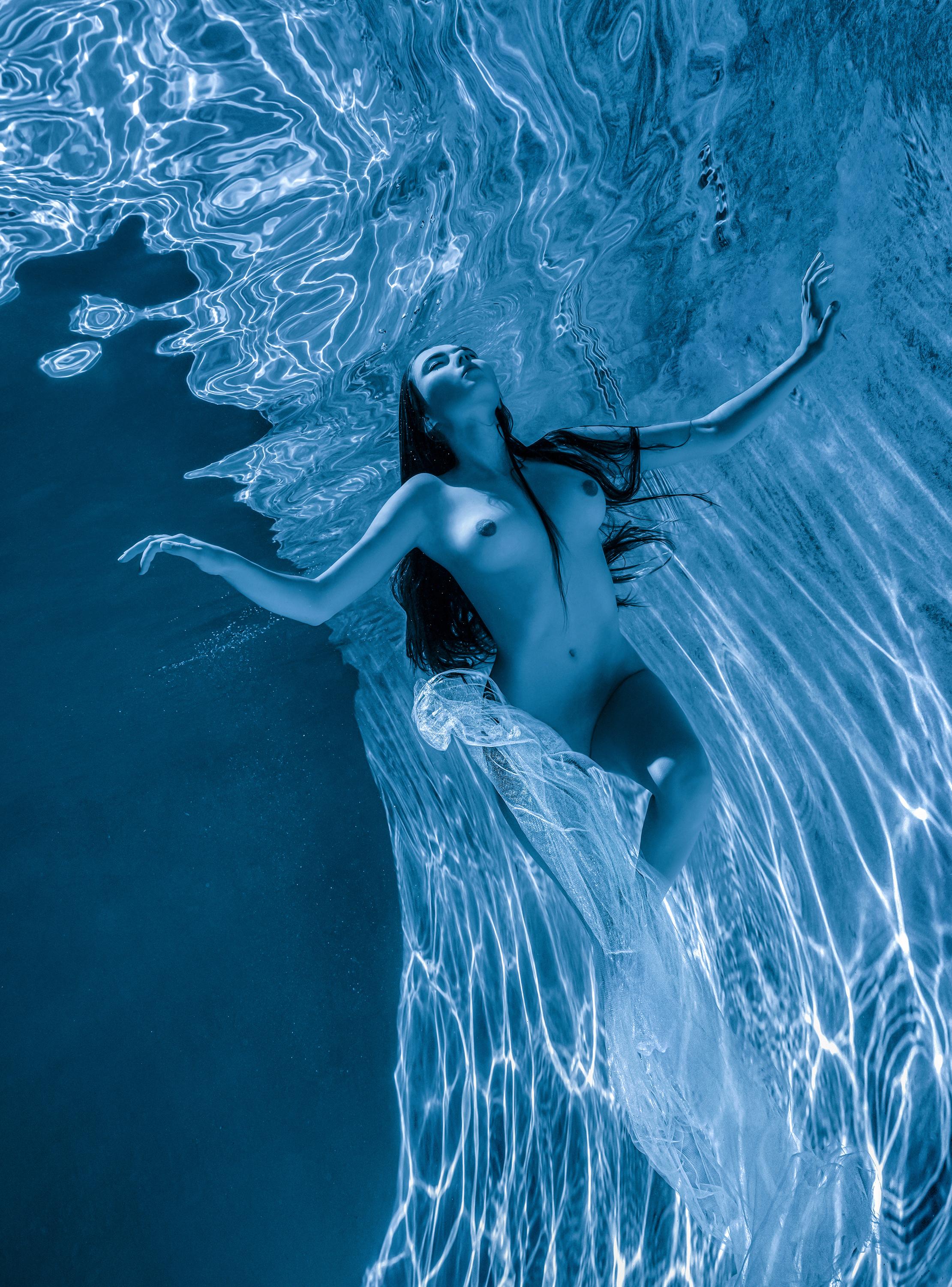 Alex Sher Figurative Photograph - Freediver - underwater nude photograph - archival pigment print 24x18"