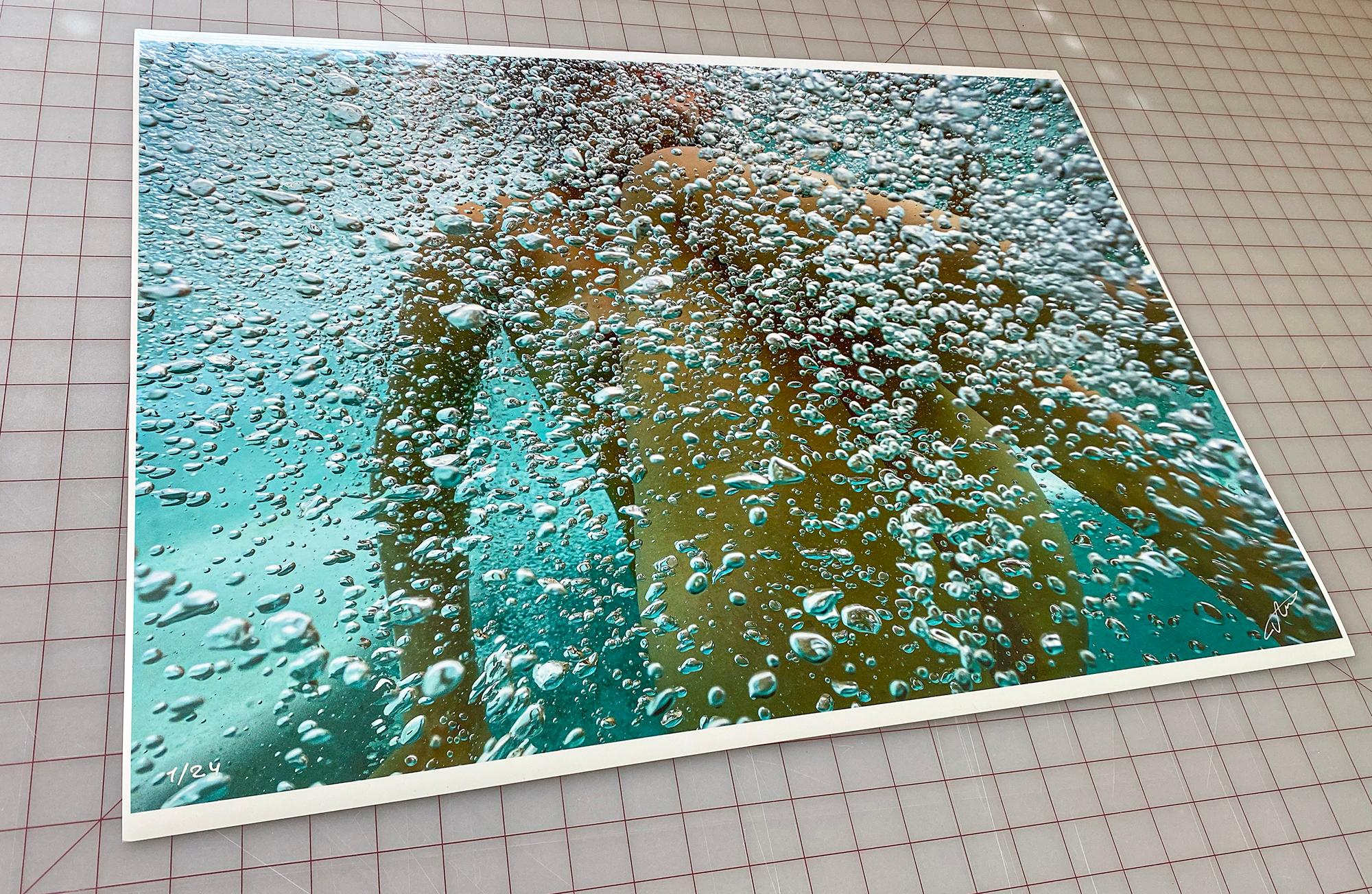 Champagne caldo  - fotografia di nudo subacqueo - stampa a pigmenti d'archivio 25x35