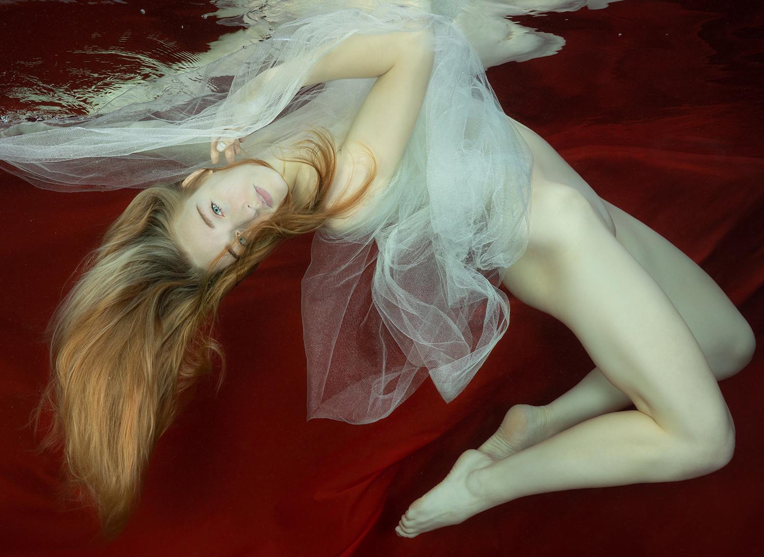 Hot Spring - Unterwasser-Nacktfotografie - Archivalischer Pigmentdruck 16,6x23,5