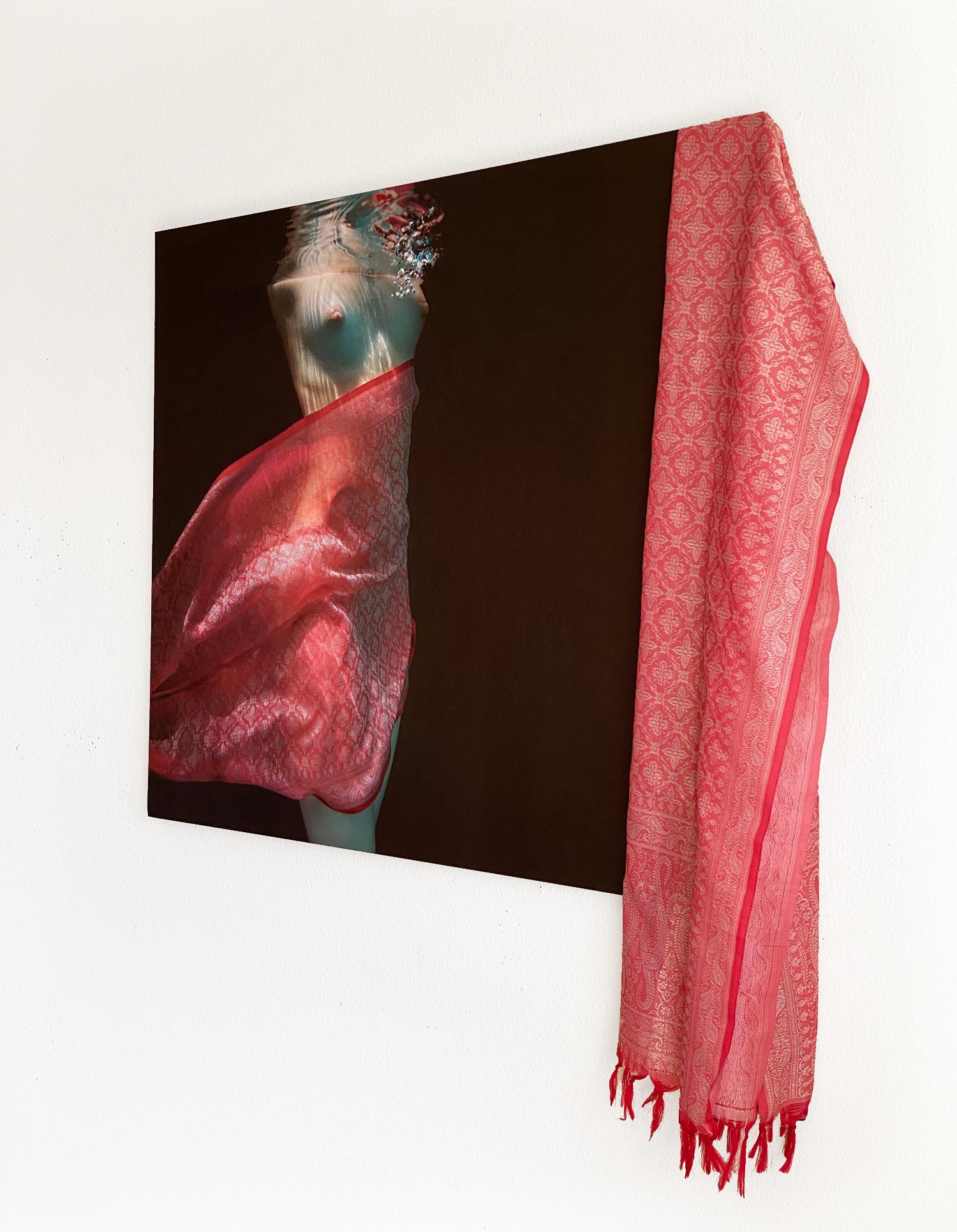 Indian Scarf  - underwater nude photograph - print on aluminum - with the scarf - Photograph by Alex Sher