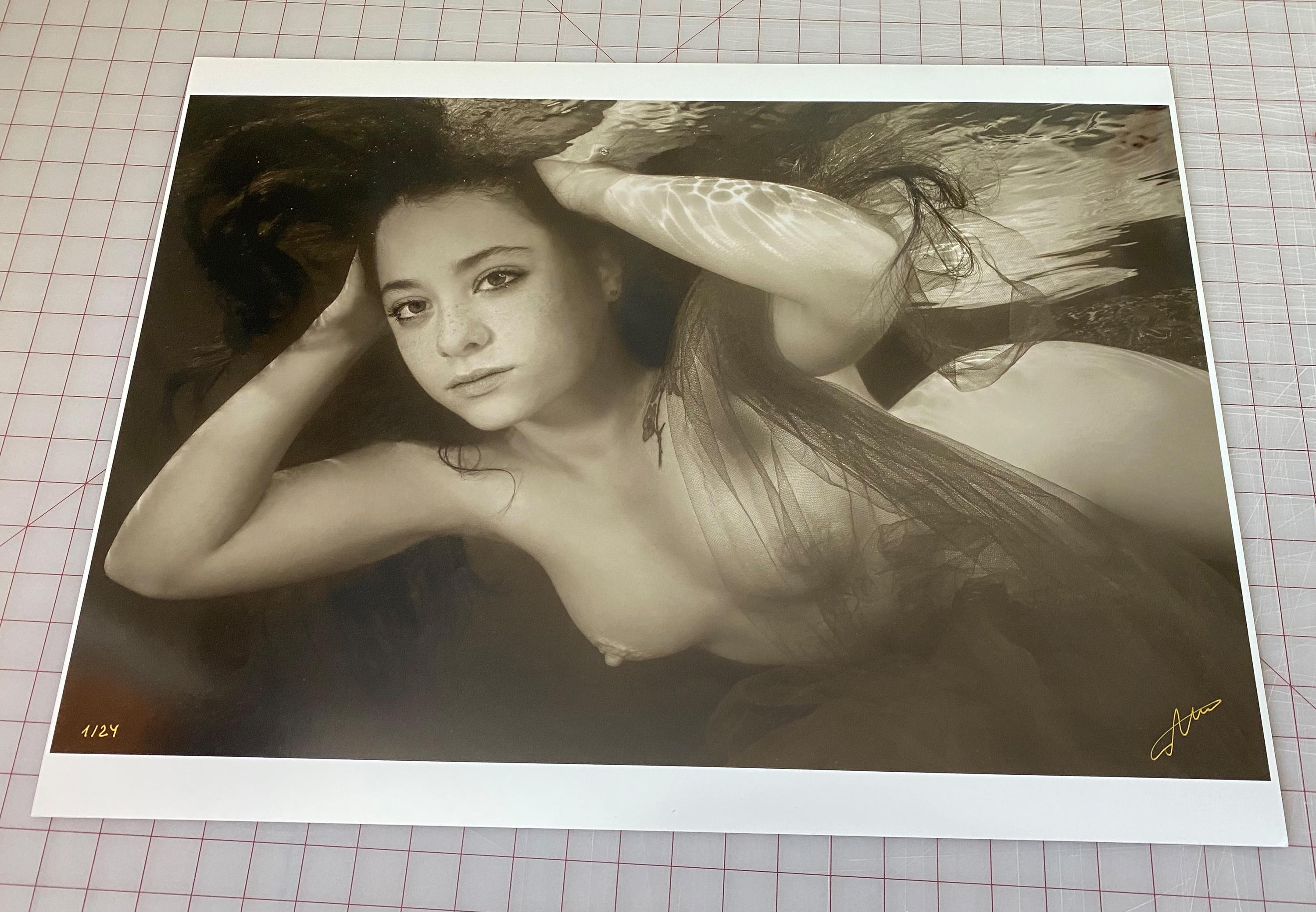 Little Mermaid - underwater nude photograph - archival pigment print For Sale 1