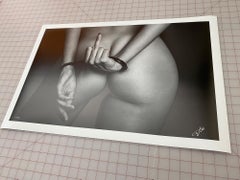 No Way - fotografía de desnudo en blanco y negro - impresión sobre papel 15" x 23"