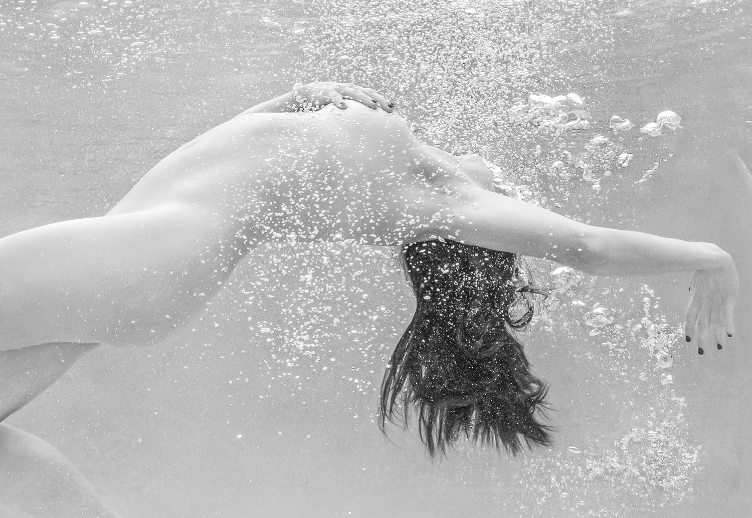 Soft Dance II - underwater black & white nude photograph - archival print 23х17
