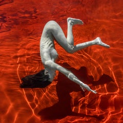 Spin - fotografía de desnudo bajo el agua - impresión en pigmento de archivo 17,5" x 17,5