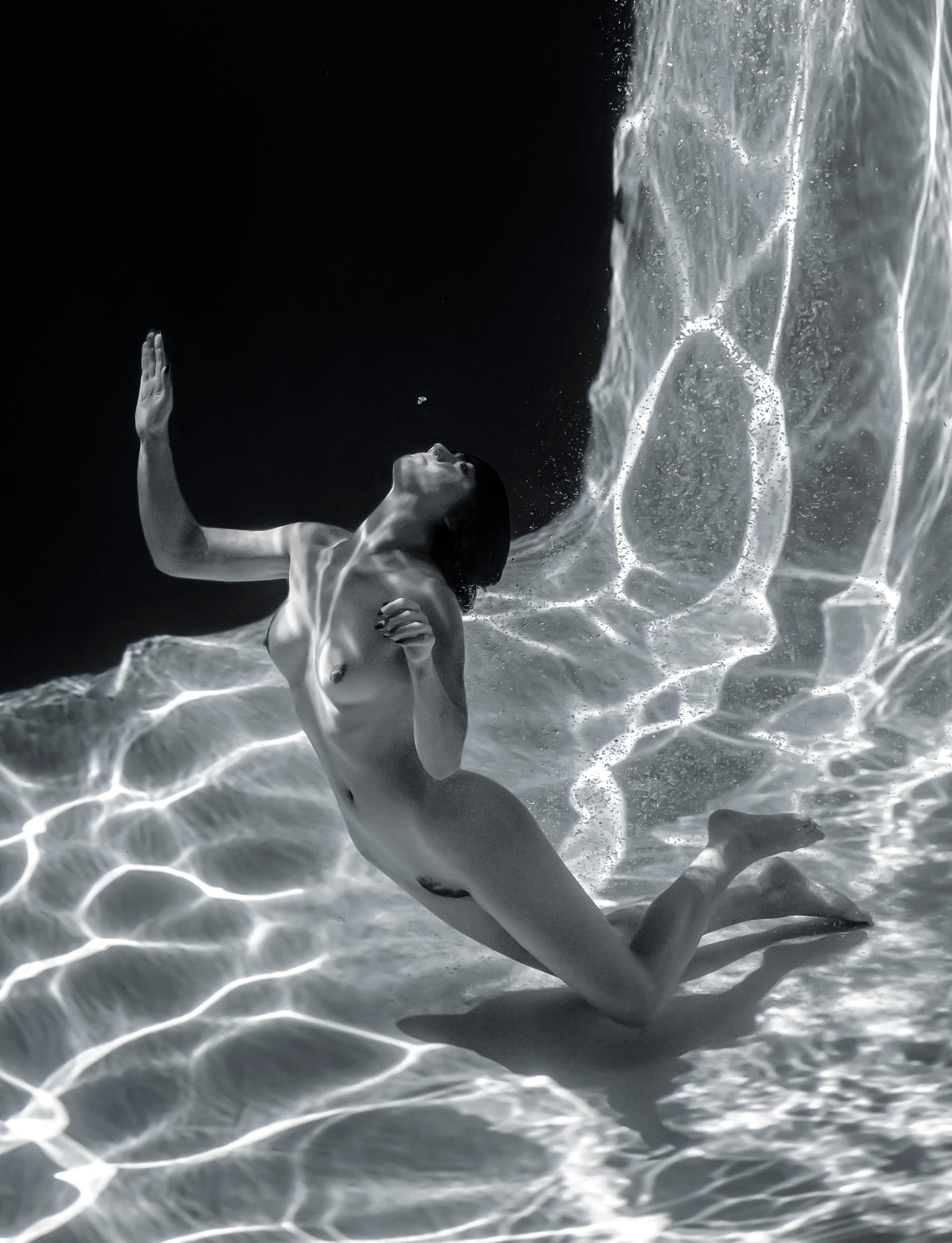 Sweet Air  (gray) - underwater black & white nude photograph - paper 35