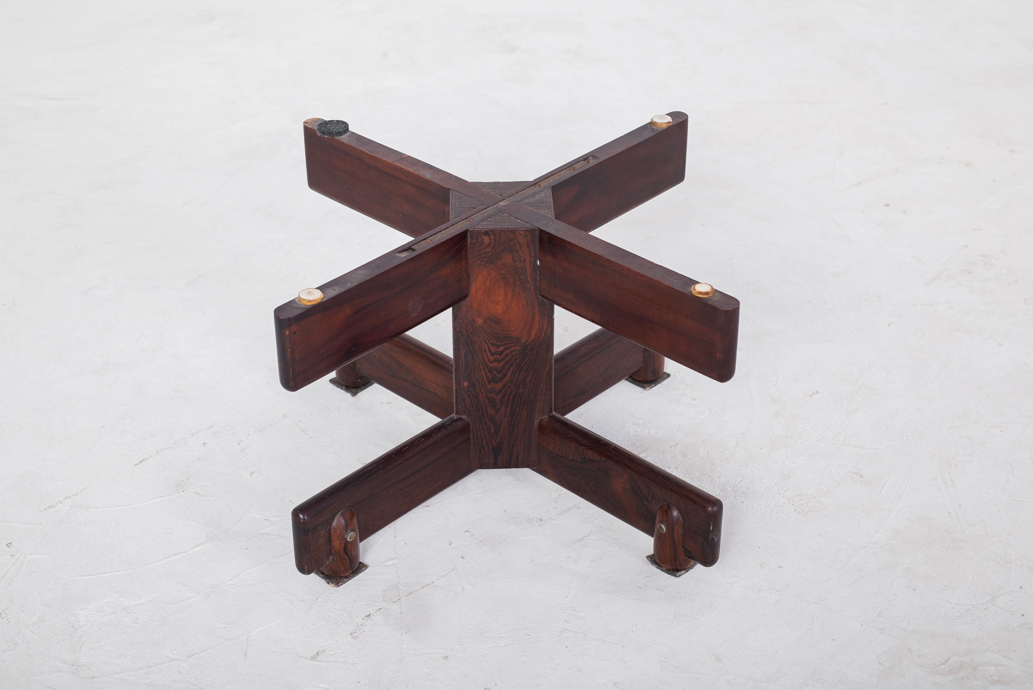 Sérgio Rodrigues, Alex Beistelltisch, 1960 (Moderne der Mitte des Jahrhunderts) im Angebot