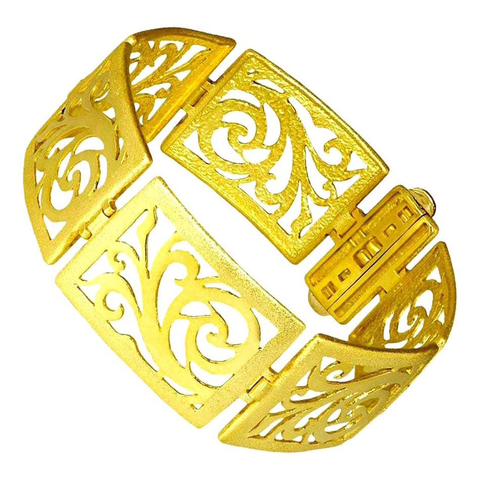 Alex Soldier 18 Karat Gold Ornament Contrast Texture Link Bracelet One of a Kind