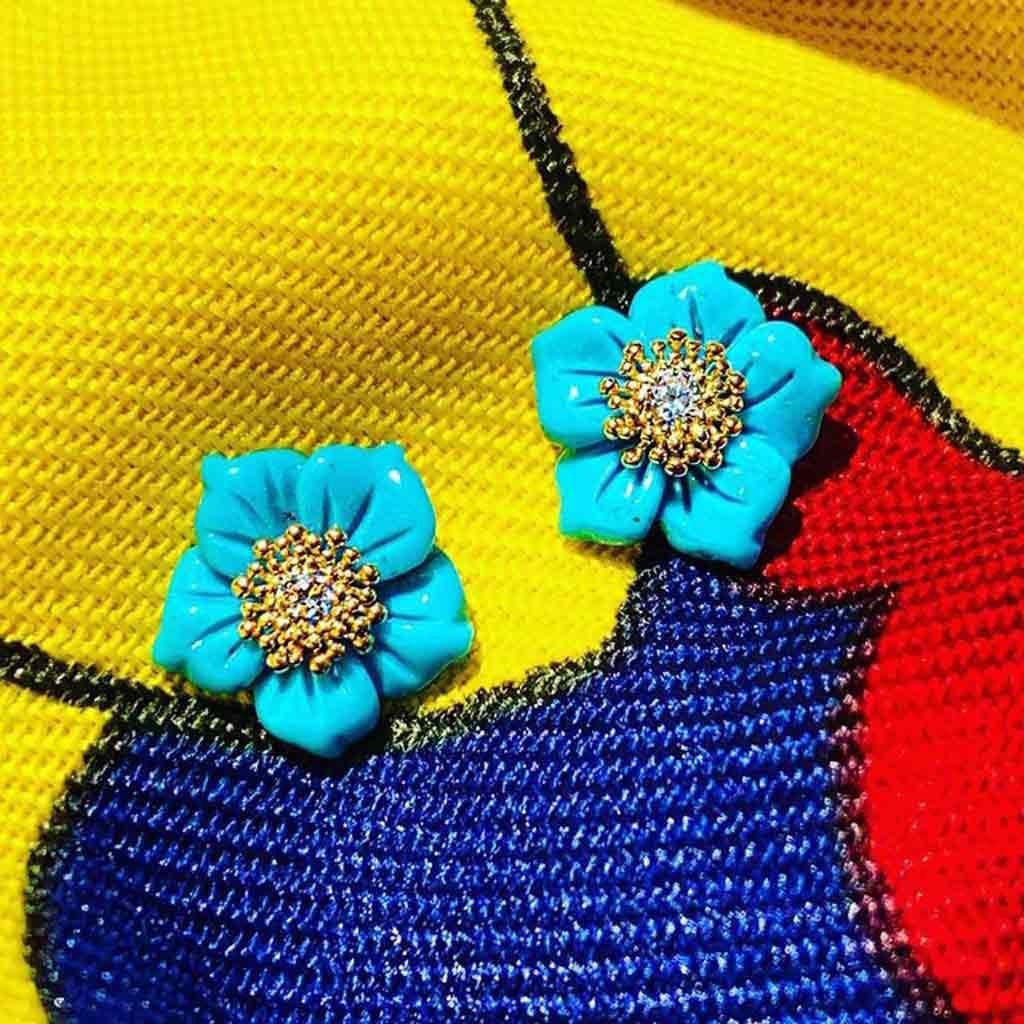 Women's or Men's Alex Soldier 18 Karat Gold Turquoise Topaz Blossom Earrings One of a Kind