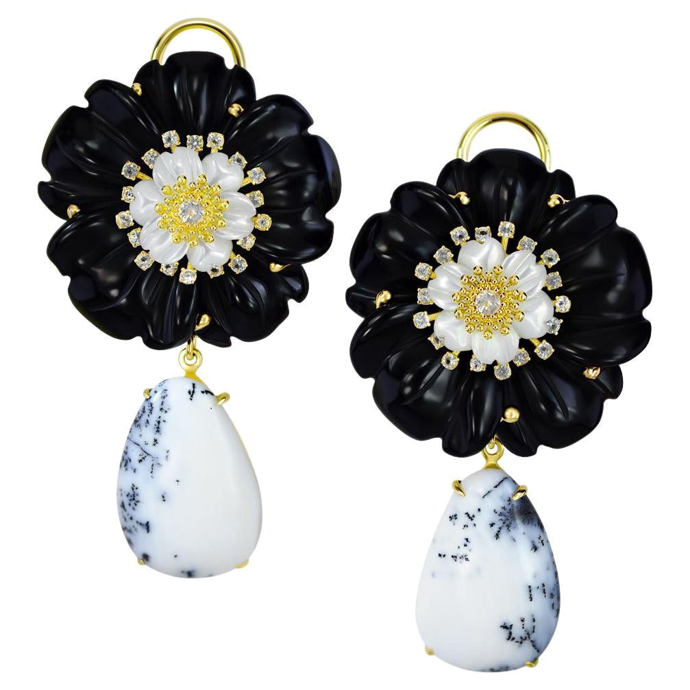 Pendientes convertibles Alex Soldier de ónix tallado, ágata, nácar y topacio en venta