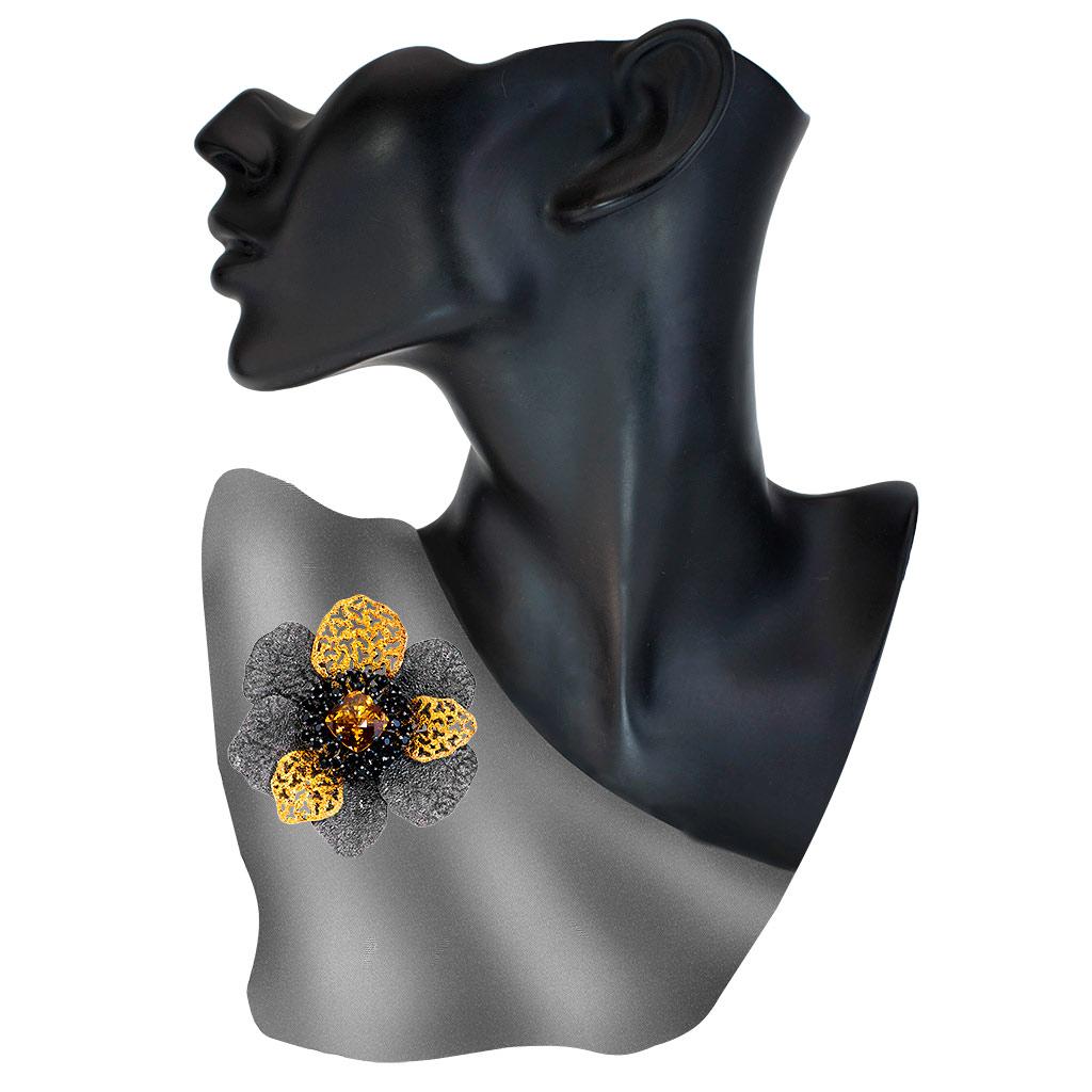 Contemporain Alex Soldier, broche pendentif tête de lit en or, argent sterling et citrine spinelle en vente