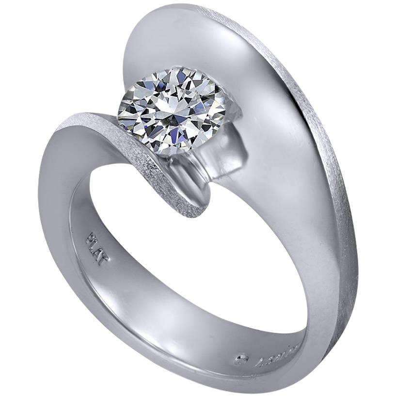 Alex Soldier Dance of Life, anello di fidanzamento in platino con diamante, realizzato a NYC