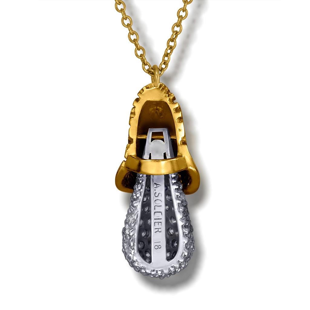 Contemporaneo Alex Soldier Ciondolo a ghianda in oro con diamante su catena Unico nel suo genere Fatto a mano a NYC in vendita
