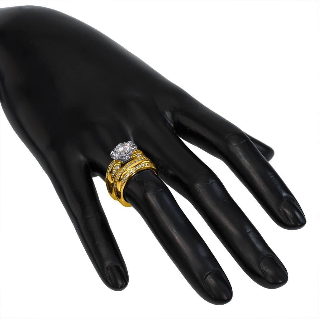 Alex Soldier Anello di fidanzamento in oro con diamanti, unico nel suo genere e realizzato a NYC in vendita 1