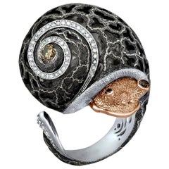 Alex Soldier Anello con diamante in oro e argento Sterling con texture a mano
