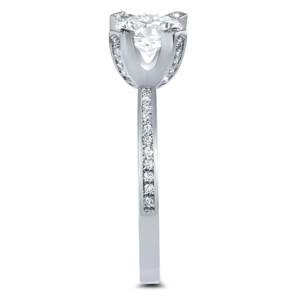 Taglio rotondo Alex Soldier Anello di fidanzamento in oro bianco Princess Diamond Cocktail Ring Made in NYC in vendita