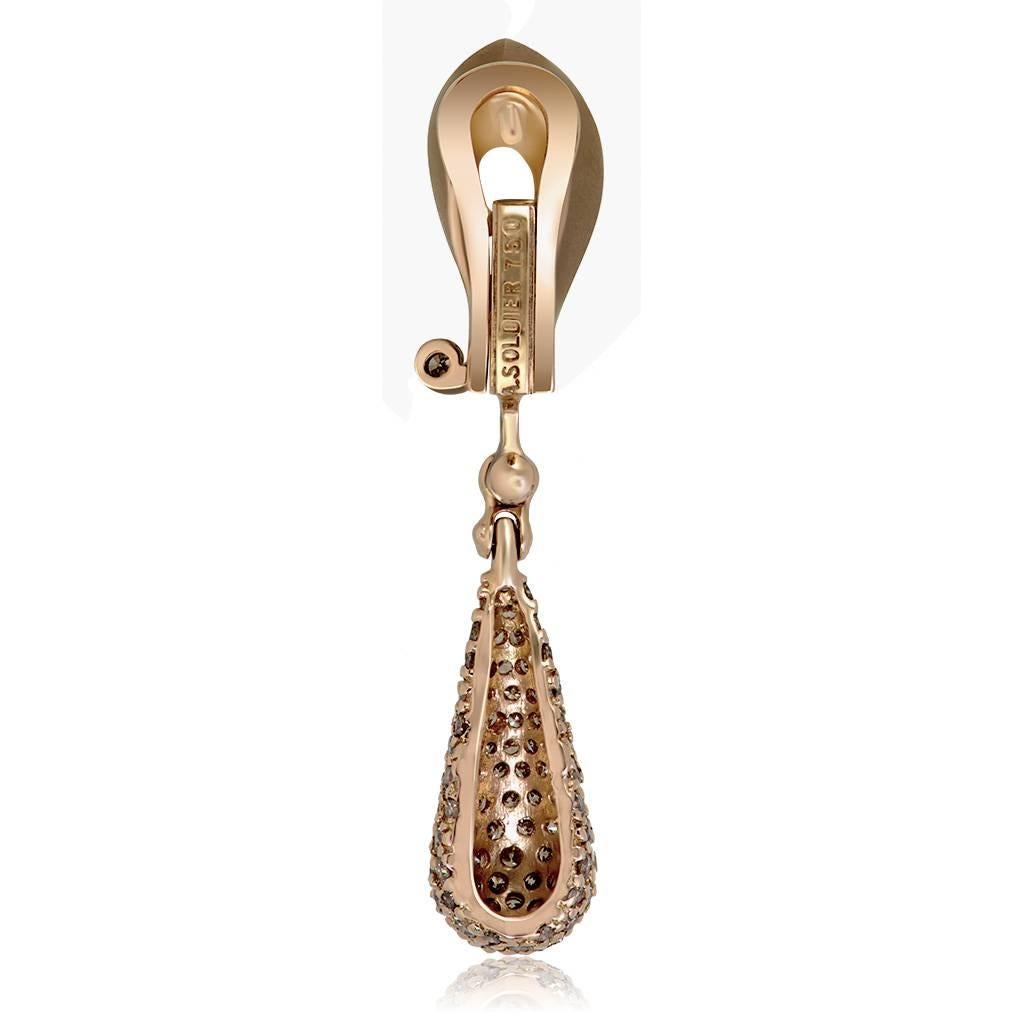 Taille ronde Alex Soldier Diamond Rose Gold Drop Dangle Earrings One of a Kind en vente