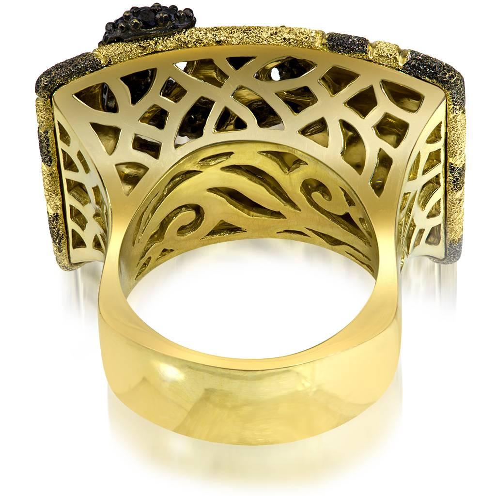 Contemporary Alex Soldier Diamond Yellow Gold Textured Volna Ring One of a Kind For Sale
