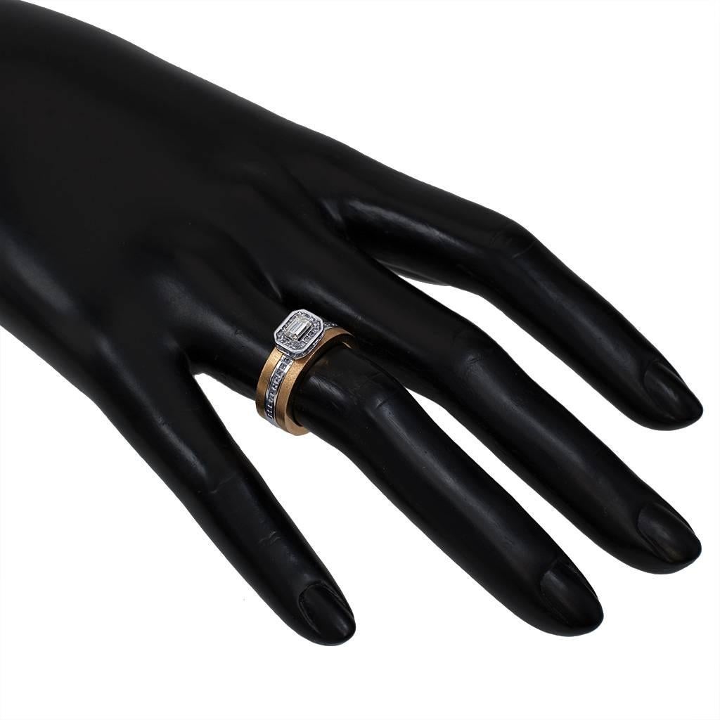 Alex Soldier Anello di fidanzamento in oro con diamante, unico nel suo genere, Made in NYC in vendita 4