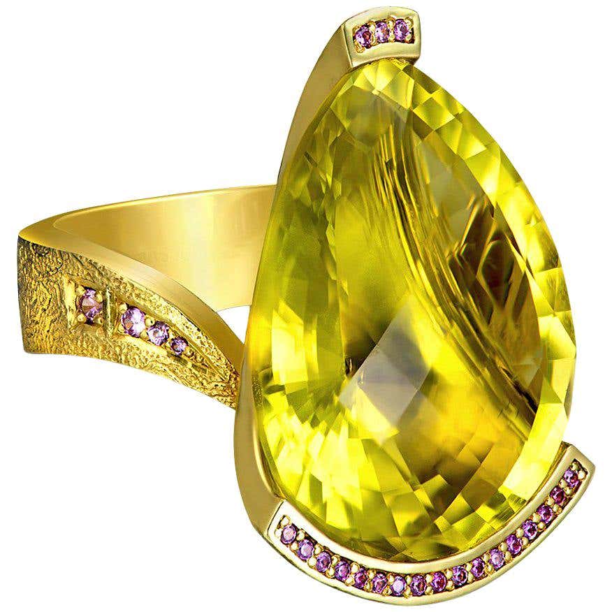 Kan Large Shell Textured Gold Hand Ring at 1stDibs