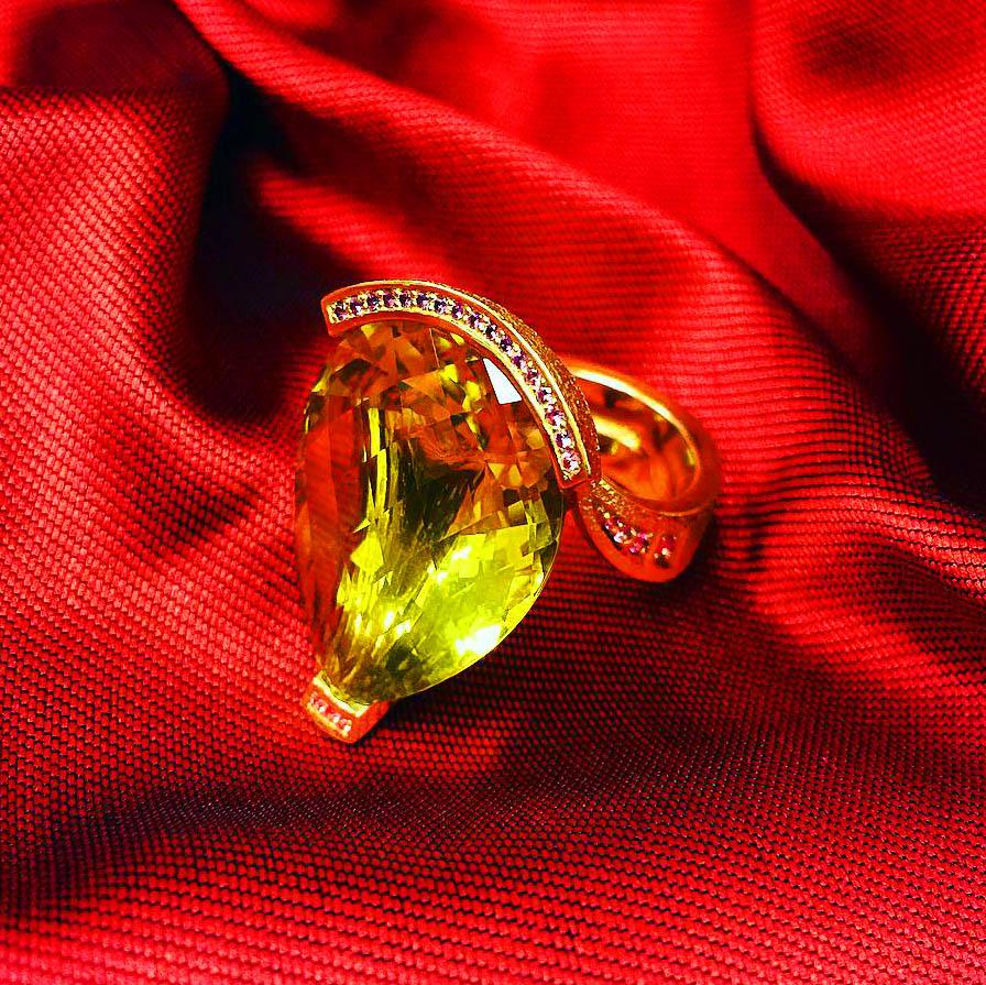 Alex Soldier Lemon Quartz Sapphire Hand-Textured Gold Swan Cocktail Ring 5