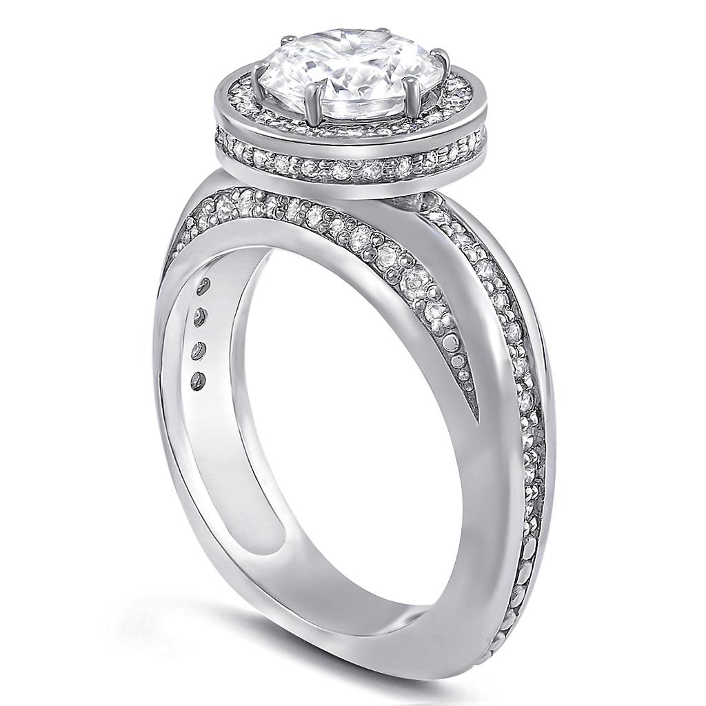 Curve eleganti e raffinate si intrecciano e si trasformano in un bellissimo capolavoro di amore e sensualità. La collezione Modern Sensuality di Alex Soldier offre una scelta illimitata di anelli di fidanzamento che fanno al caso tuo, da semplici