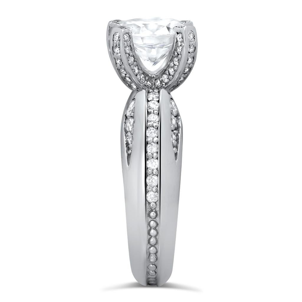 Taglio rotondo Alex Soldier - Anello di fidanzamento in platino con diamante - Sensualità moderna in vendita