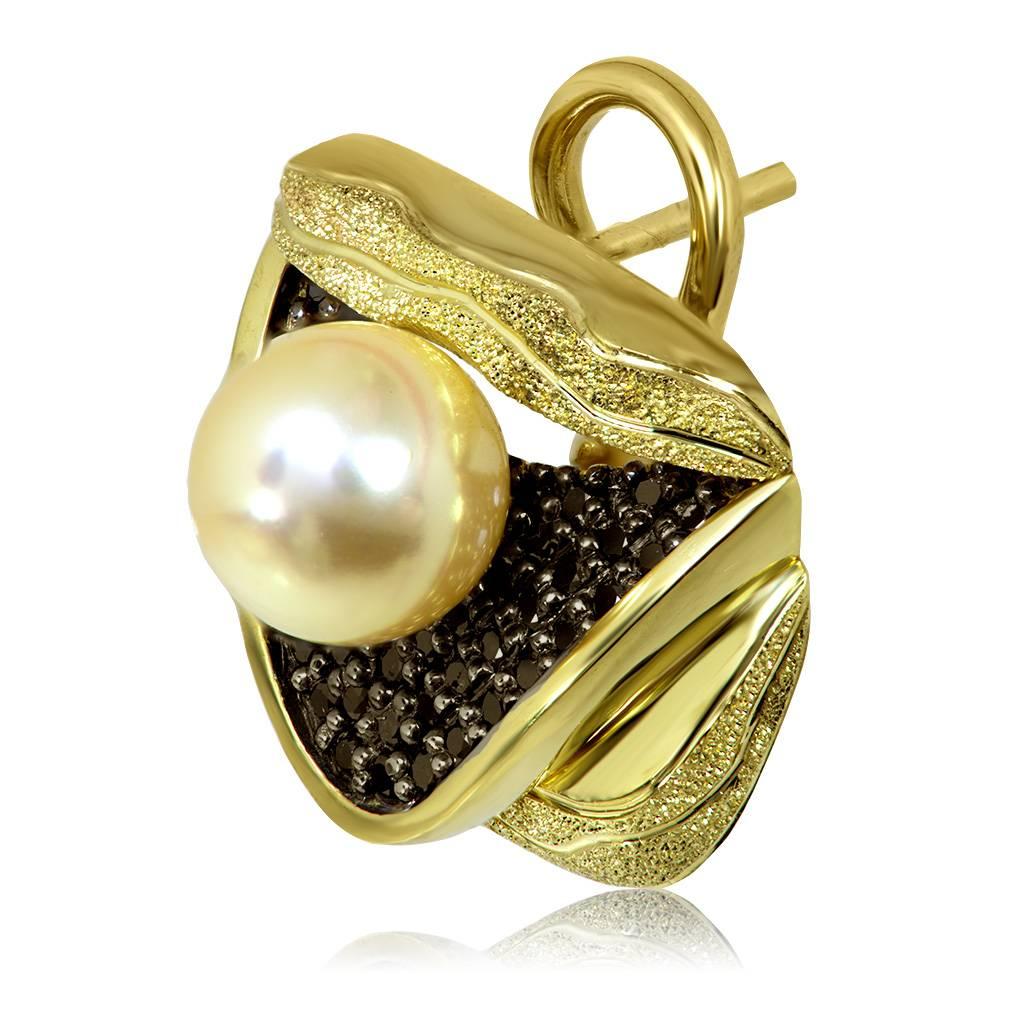Taglio rotondo Alex Soldier Perla Diamante Oro 18 carati Orecchini con texture One of a Kind in vendita